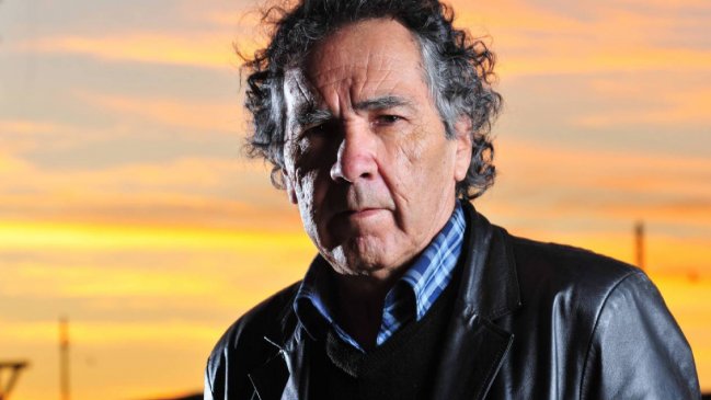 Hernán Rivera Letelier recibe el Premio Nacional de Literatura 2022