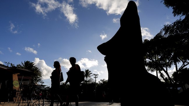 Suspenden las clases en Rapa Nui por alza de casos de Covid-19