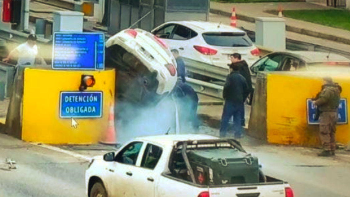 Dos fallecidos dejó accidente en peaje Pilpilco en Los Álamos