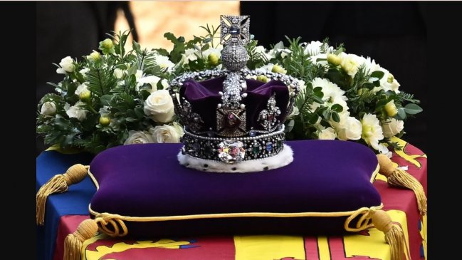 Masiva y solemne despedida de Isabel II