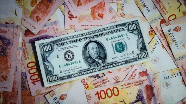 Argentina suma más restricciones para acceder al mercado cambiario