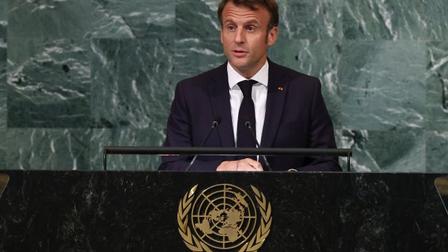 Macron dice que referéndum de prorrusos en Ucrania no será reconocido internacionalmente