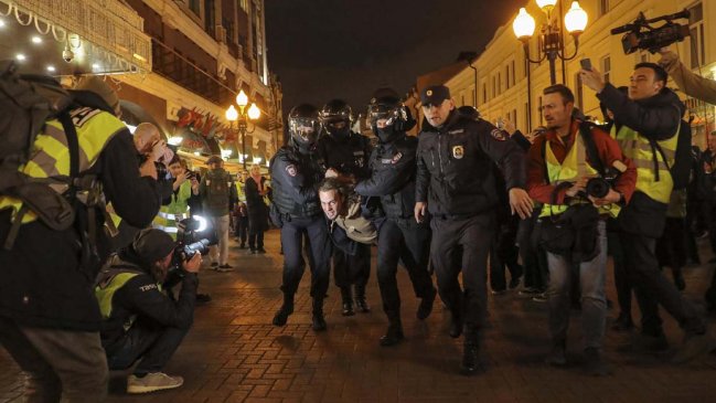 Más de 1.000 detenidos en protestas en Rusia contra la movilización parcial de reservistas