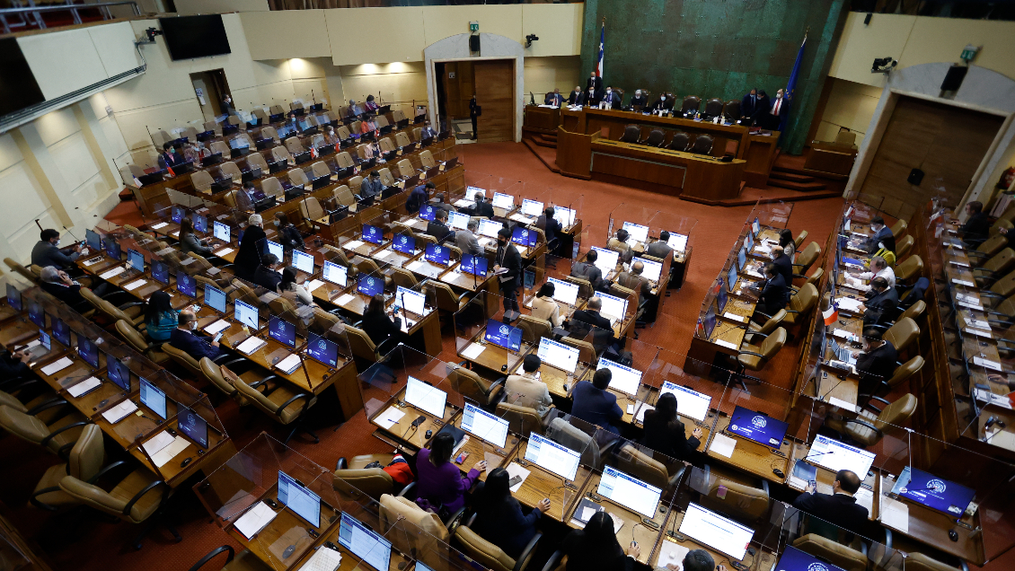 Gobierno presentará esta semana el Presupuesto 2023: Parlamentarios piden inversión y considerar la recesión