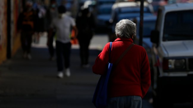 INE reitera el envejecimiento de Chile: Un tercio será mayor de 60 años al 2050