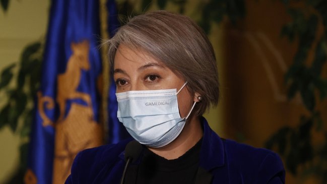 Ministra Jara: Cuesta entender que quienes no quieren solidaridad con el 6% tampoco apoyen la reforma tributaria