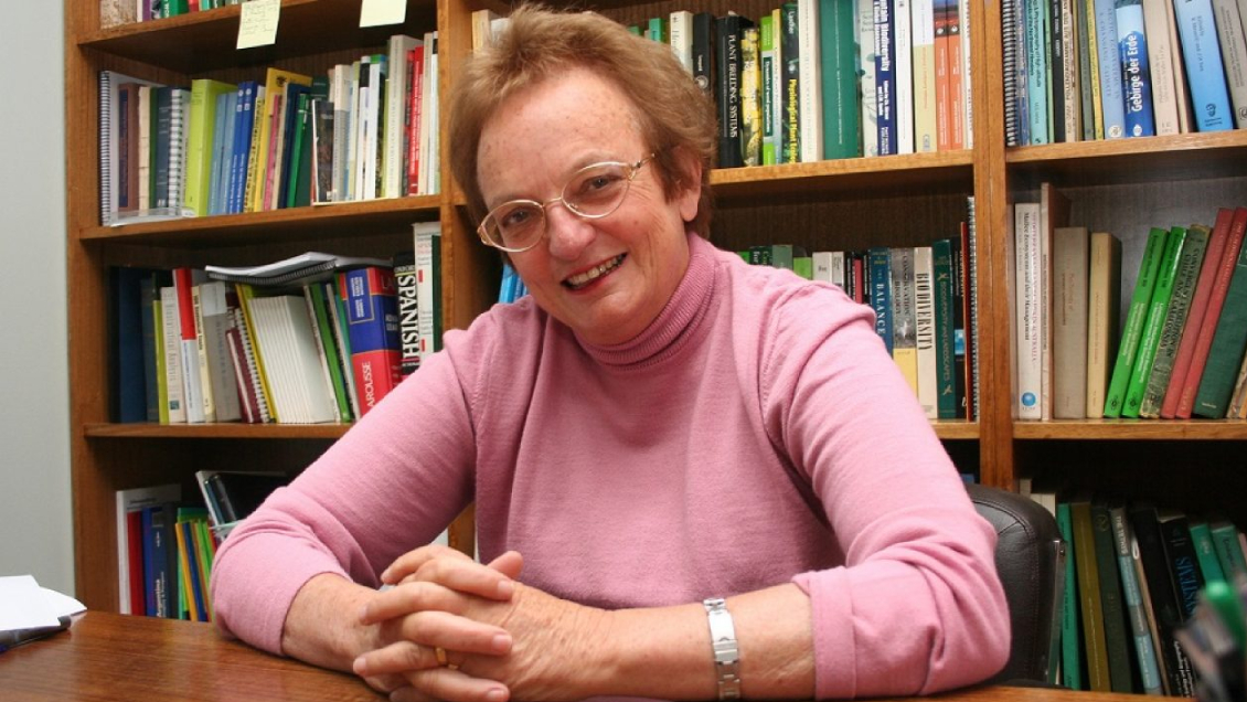 Congreso otorgó nacionalidad chilena a Mary Therese Kalin, Premio Nacional de Ciencias Naturales