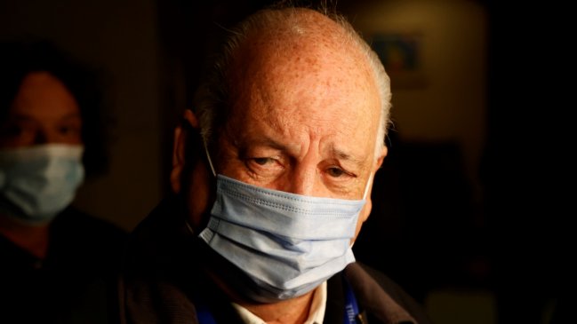 Molestia en Chile Vamos por dichos de Teillier sobre acuerdos para proceso constituyente