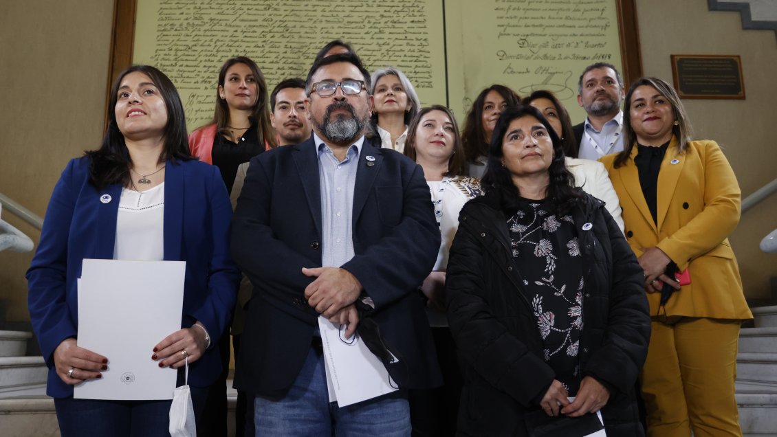 La propuesta del PDG para el proceso constituyente: Plebiscito de entrada, voto obligatorio y sin escaños reservados