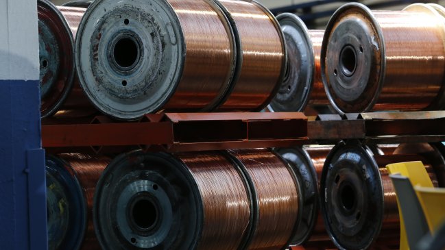 Chile registra déficit comercial en septiembre de 513 millones de dólares