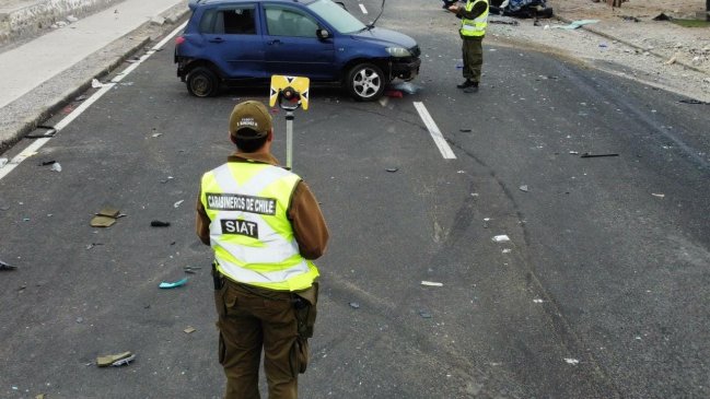 Arica: Colisión entre dos vehículos terminó con un peatón atropellado y en riesgo vital