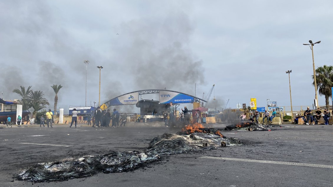 Tripulantes artesanales de Arica protestaron por llegada de pescadores del sur