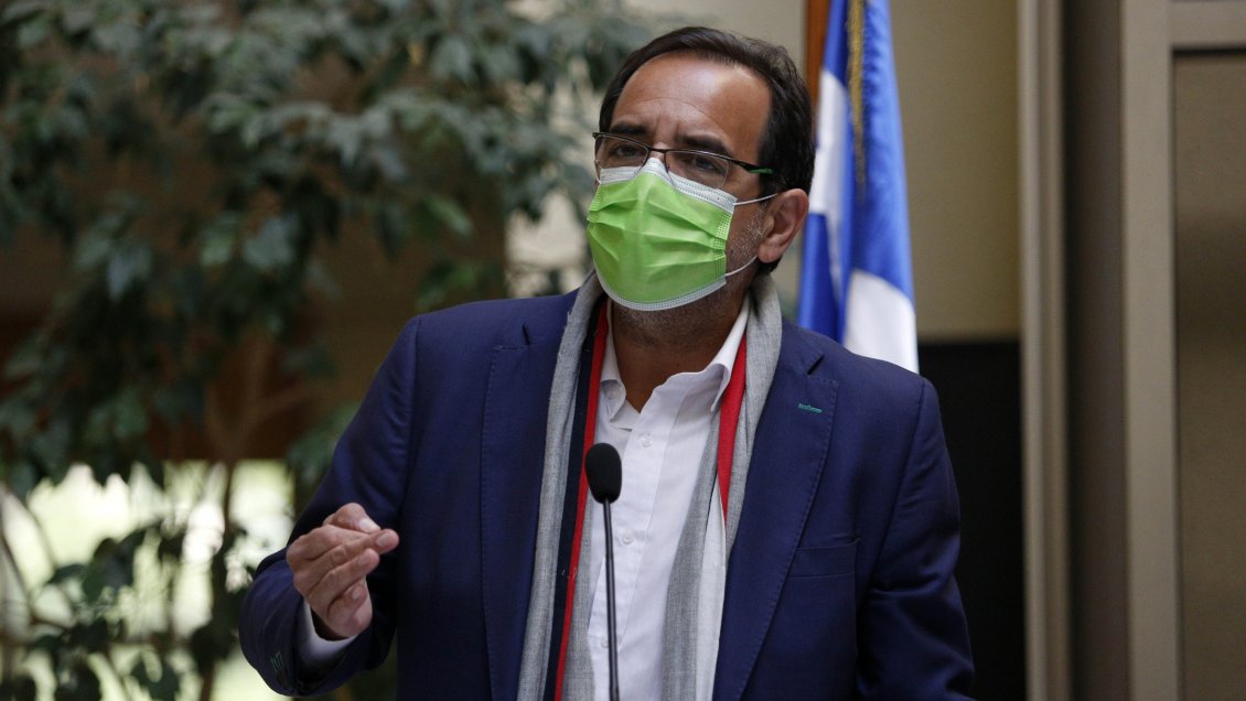 Diputado Mulet se querelló contra fiscal de Atacama por pedir su detención tras no acudir a formalización