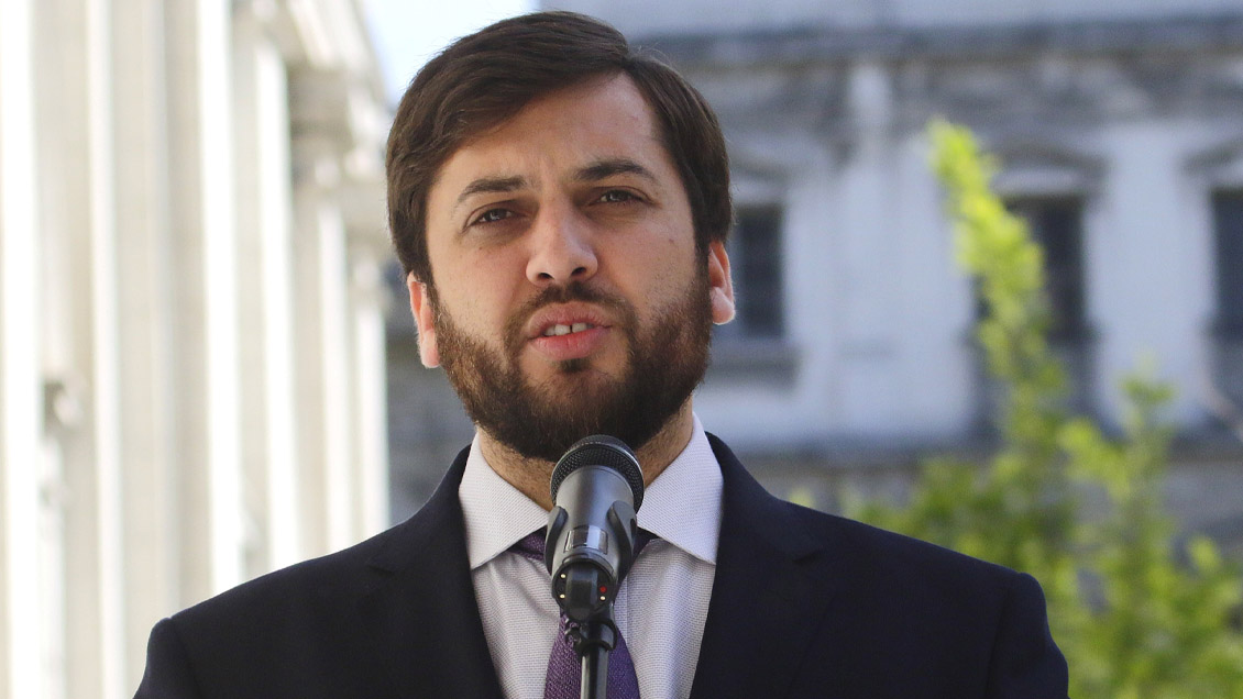 Presidencia de la Cámara: Soto concretó renuncia prevista, pero aún no se destraba elección de Cariola