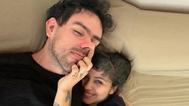 ¡Se casó! Mon Laferte comparte tiernas postales de su matrimonio