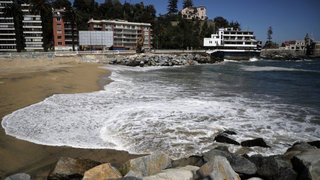 Seremi de Salud levantó cierre preventivo de Playa Casino en Viña del Mar