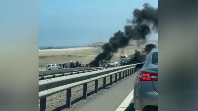 Iquique: Protesta y bloqueo de ruta tras asesinato de hombre a manos de delincuentes