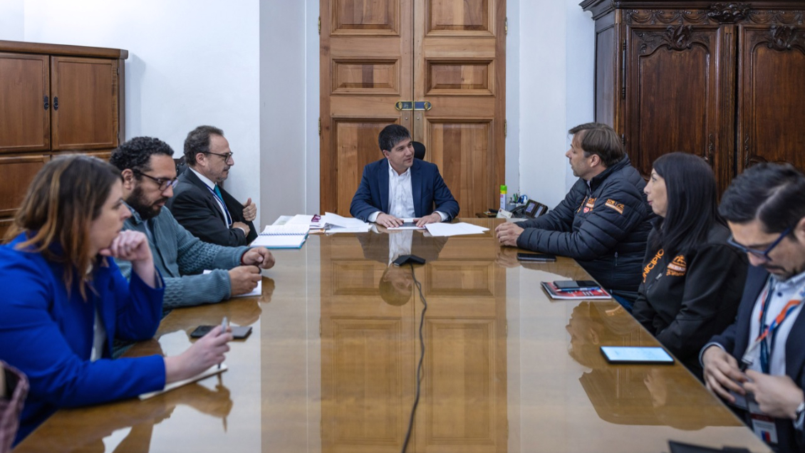 Codina se reúne con Monsalve para abordar un plan de recuperación del centro de Puente Alto