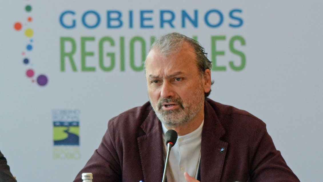 Gobernador de Los Lagos, Patricio Vallespín, renunció a la DC tras 40 años