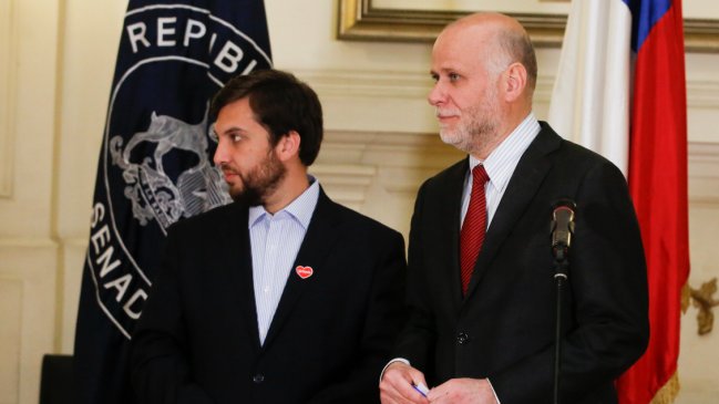 Avanza el proceso constituyente: Mesa acordó crear una comisión para fiscalizar que se cumplan las bases