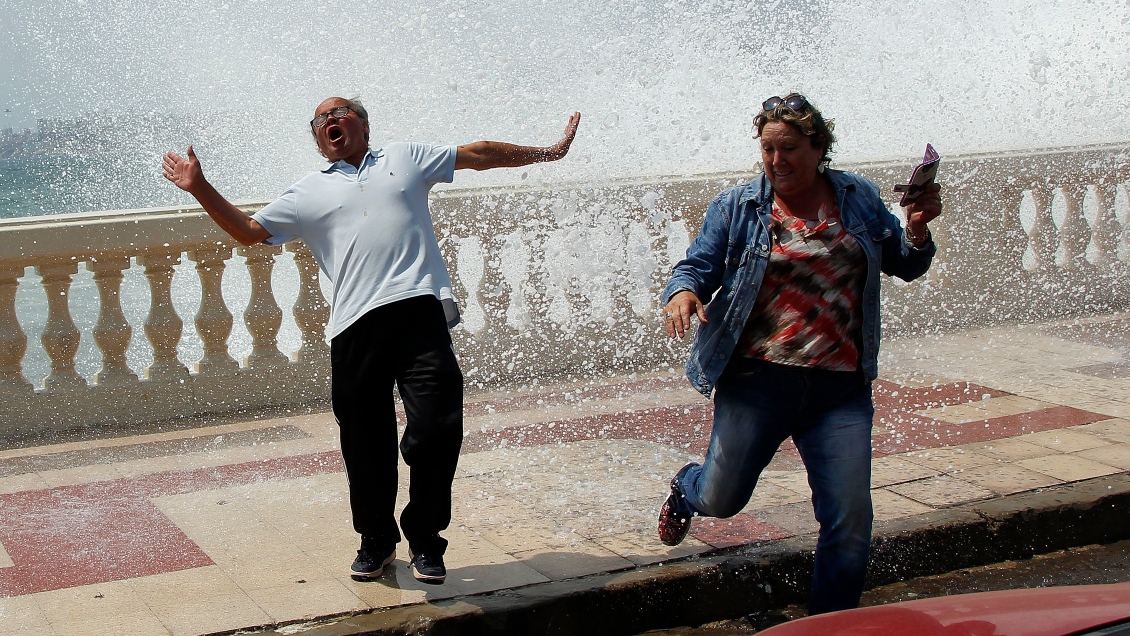 Marejadas afectarán a las costas del país durante este fin de semana largo