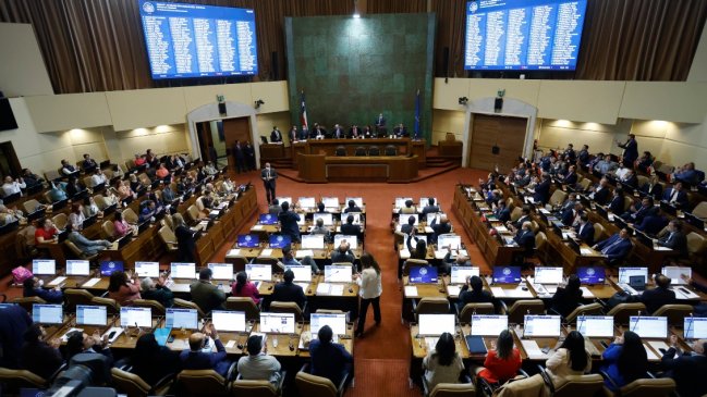 Bancada DC pide a La Moneda un 