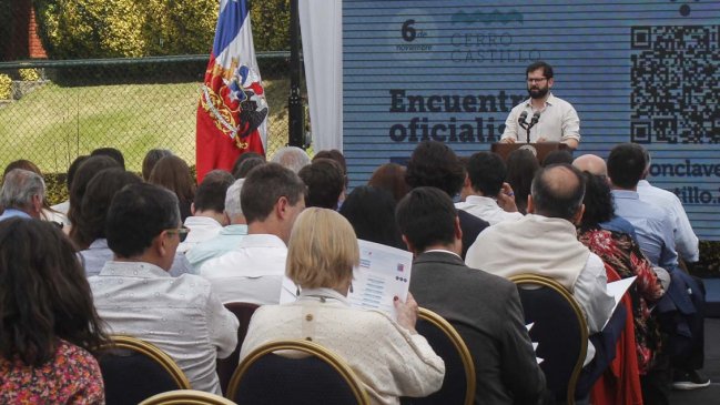 Cónclave oficialista acordó creación de 