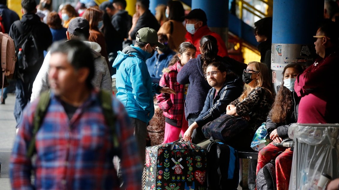 Chile cierra la semana con 20 mil casos activos de Covid-19