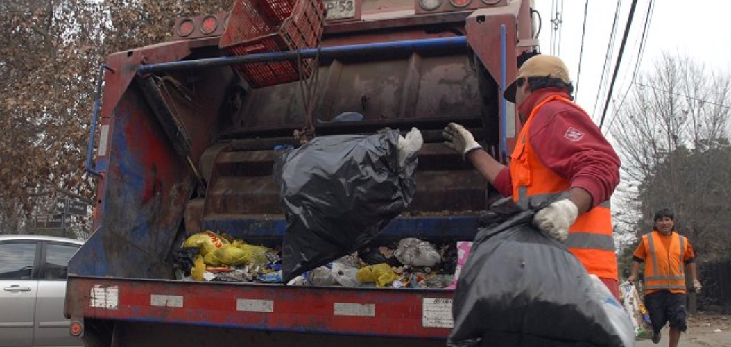 Trabajador perdió uno de sus brazos en camión recolector de basura de Salamanca