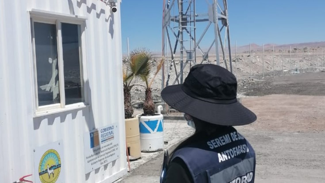 Sumario sanitario contra municipio de Calama tras incendio en acopio de residuos