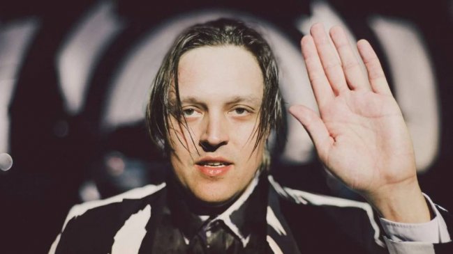 Quinta mujer acusa a Win Butler de Arcade Fire de 