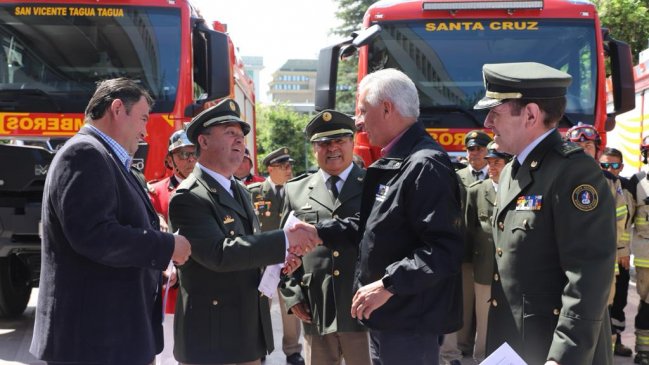 Entregan cuatro nuevos carros para Bomberos de distintas comunas de O'Higgins