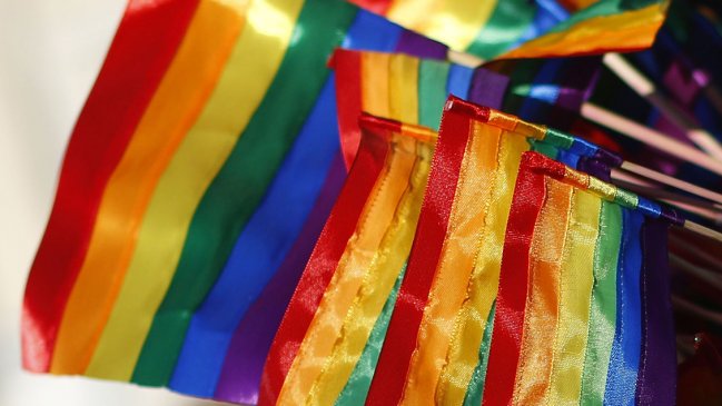 Indignación por anuario con insultos lesbofóbicos contra alumna en Tiltil