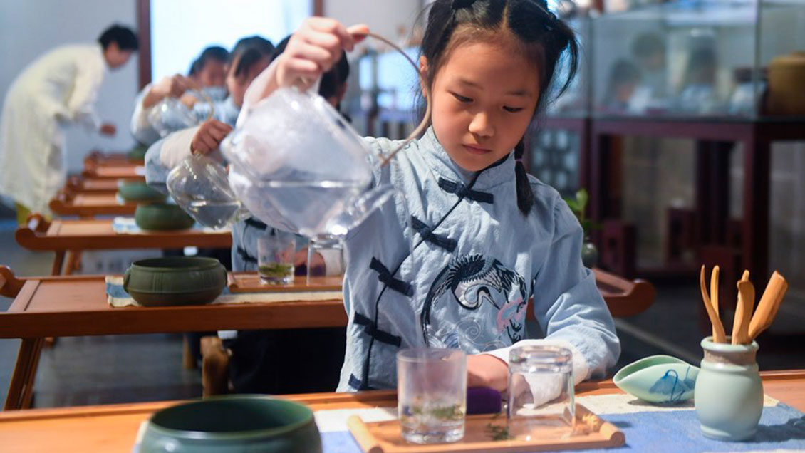 Preparación tradicional de té en China entra en lista de patrimonio cultural de Unesco