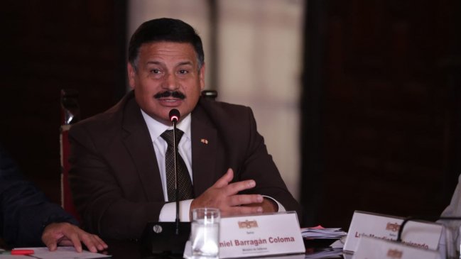 En medio de la crisis política: Renunció el ministro de Defensa de Perú por 