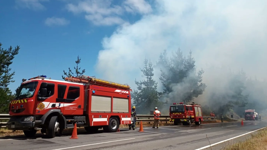 Declaran Alerta Roja En Tom Por Incendio Forestal Que Amenaza A