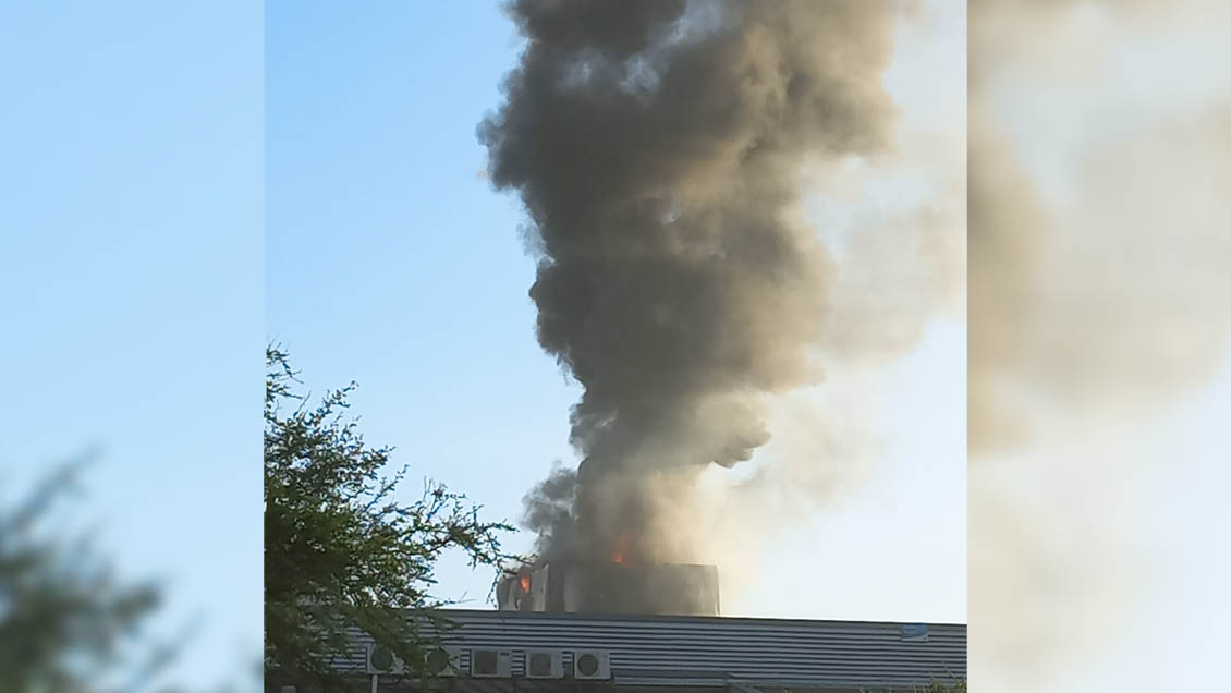 Incendio afectó a empresa de plásticos en Quilicura