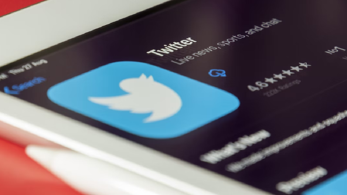 Segundo intento: Twitter relanzará este lunes su polémico sistema de verificación pagado