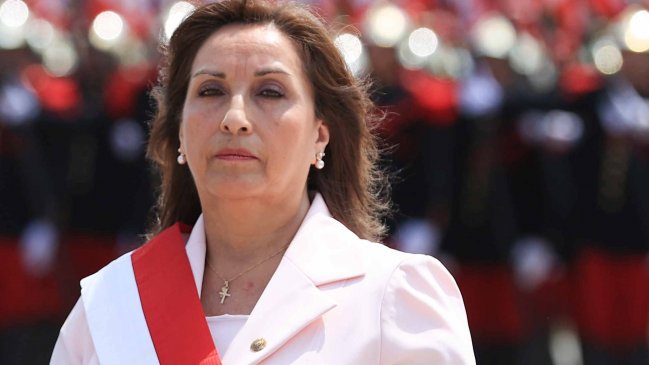 Boluarte propondrá al Congreso peruano adelantar elecciones a abril de 2024