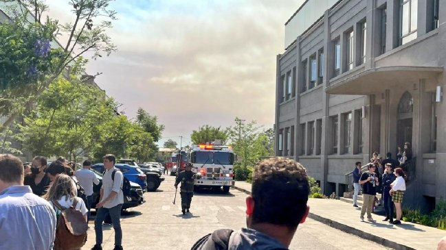 Amago de incendio en Chilevisión movilizó a Bomberos