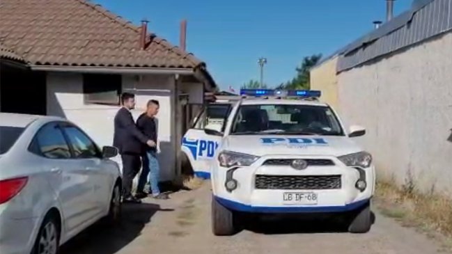 Hombre atacó con un martillo a mujer y su hija en Molina: quedó en prisión preventiva