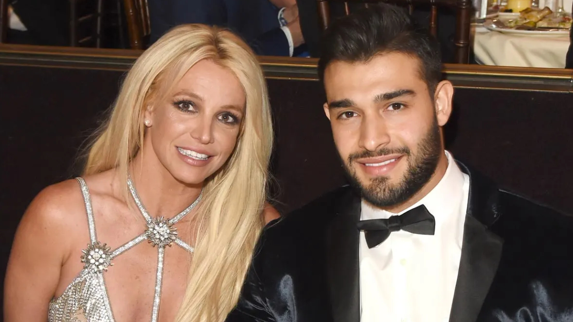 Esposo de Britney Spears la defiende del 