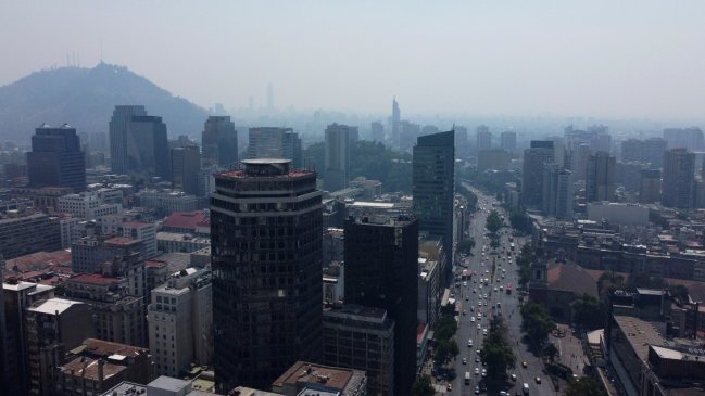 Autoridades finalizaron alerta de riesgo sanitario en Santiago por el humo