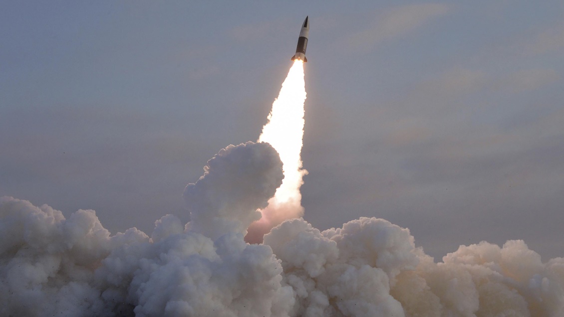 Corea del Norte disparó un misil no identificado hacia el mar de Japón