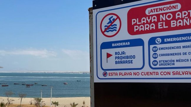 Instalan cartel de playa no apta para el baño en La Chimba en Antofagasta