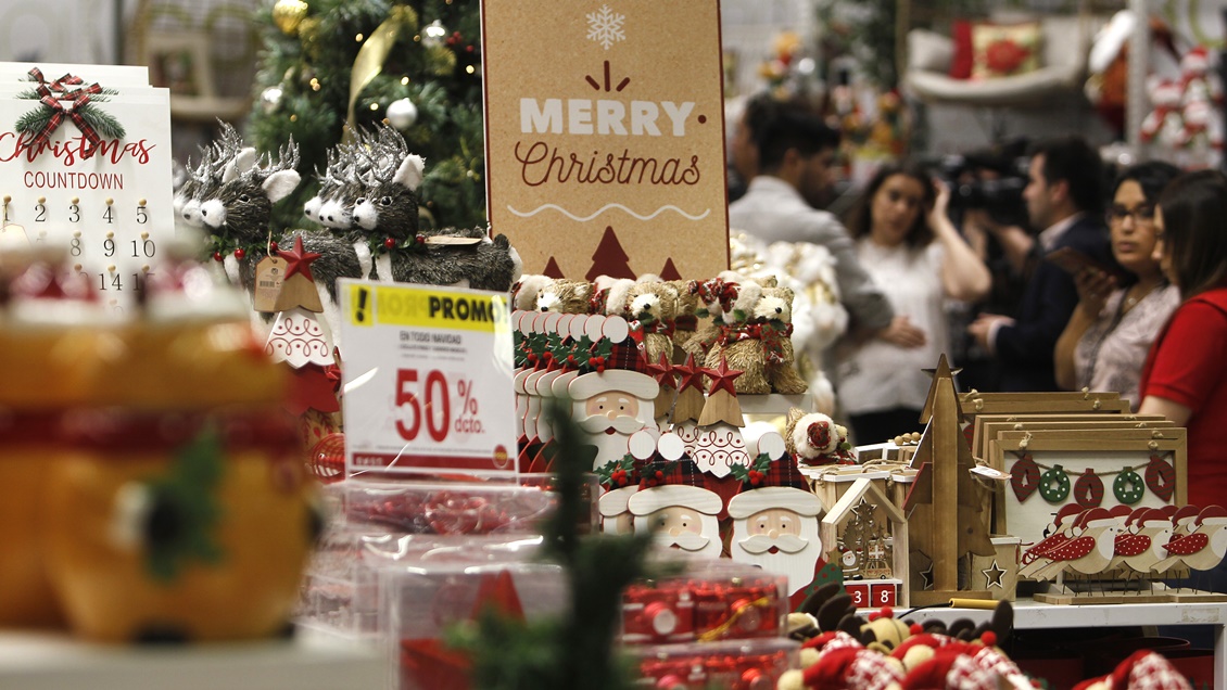 Ni el Viejo Pascuero hizo el milagro: Ventas del comercio no repuntaron en diciembre