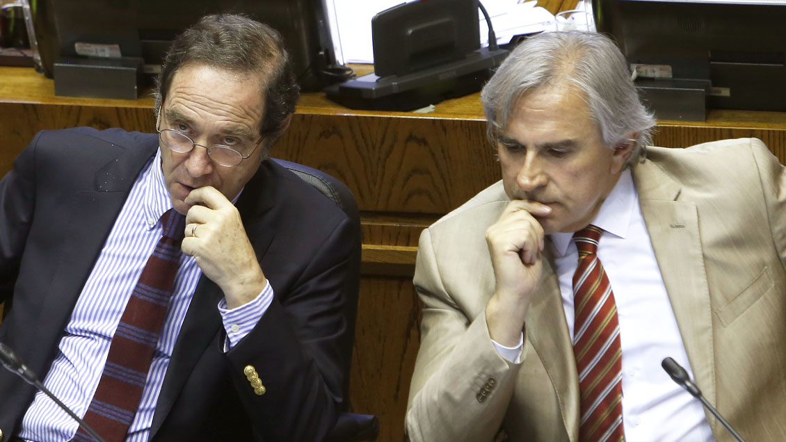 Larraín niega haber pedido impunidad de Moreira, que acusa 