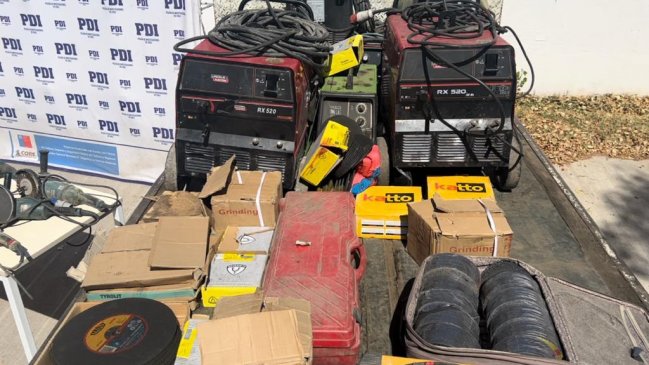 Detienen a dos sujetos imputados por robo a empresa en Olivar