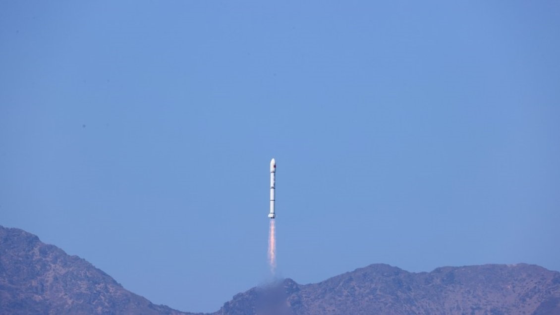Empresa espacial china lanzará satélites apilables
