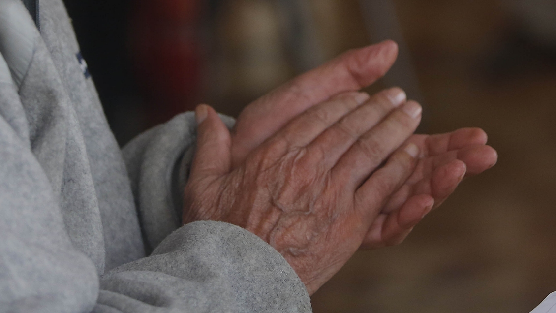 Experta entregó consejos para ayudar a los adultos mayores a pasar un feliz año nuevo